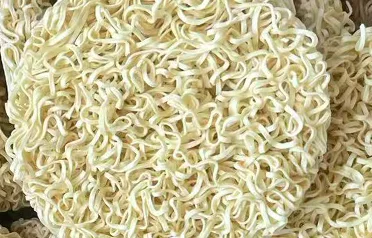 Công ty TNHH Thực phẩm Qinhuangdao Dongyang: Làm thế nào để chọn những khối mì ăn liền chất lượng cao?